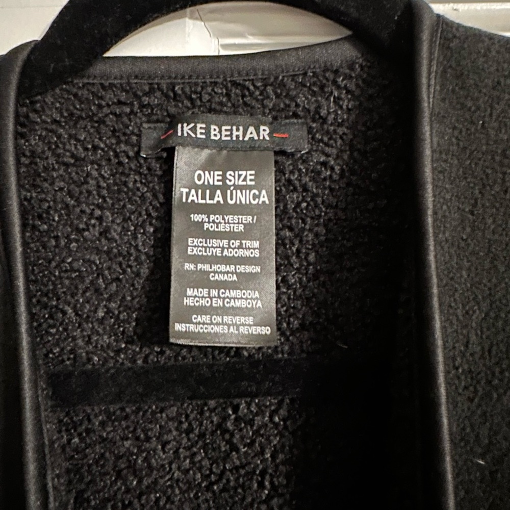 Ike Behar Wrap